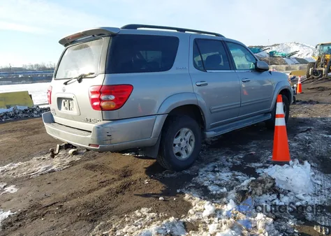 2001 Toyota Sequoia Limited V8 from USA, damaged, VIN 5TDBT48A61S019719